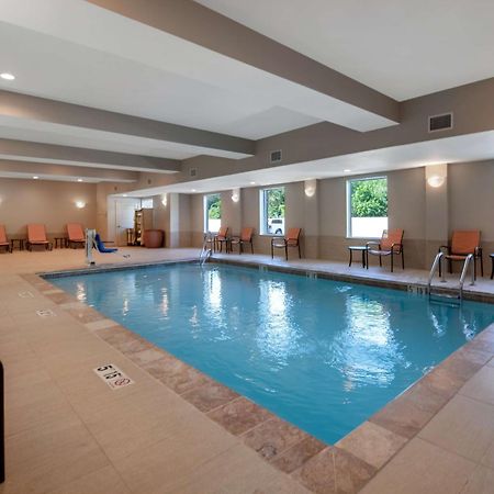 Hampton Inn & Suites Harvey Kültér fotó