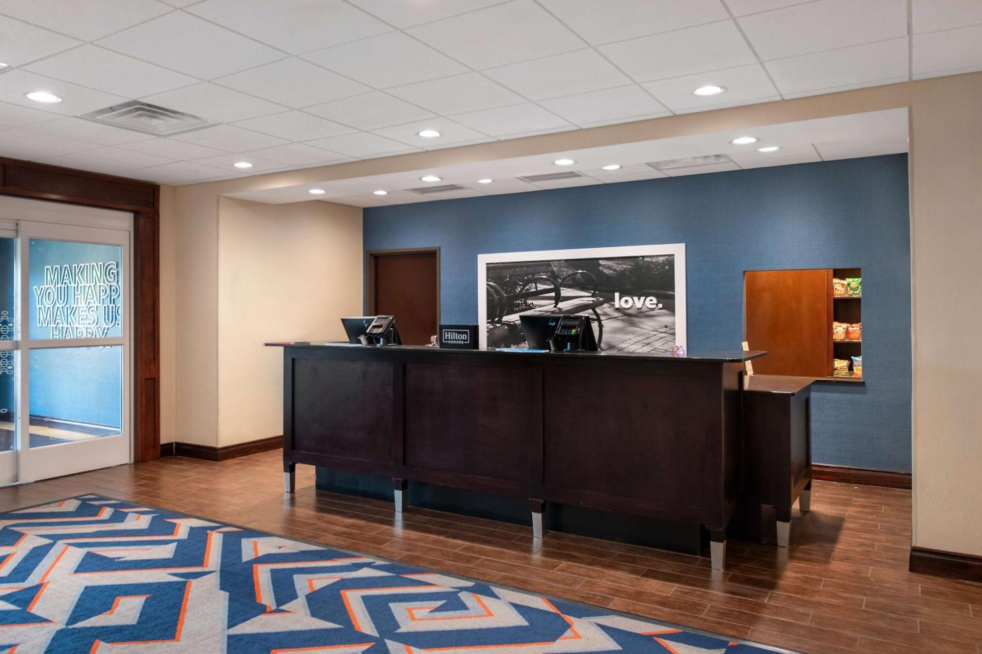 Hampton Inn & Suites Harvey Kültér fotó