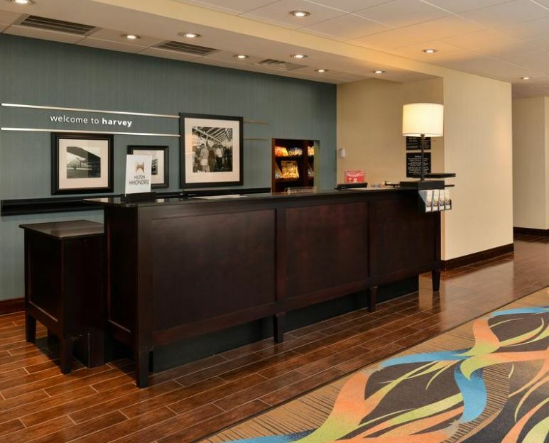 Hampton Inn & Suites Harvey Kültér fotó